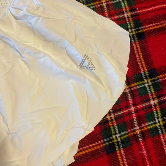 White Athletic Shorts - Picture 3 of 7